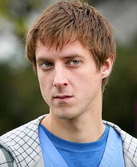 Rory Williams is the husband of Amy Pond he dies about 2 times in the 5th 